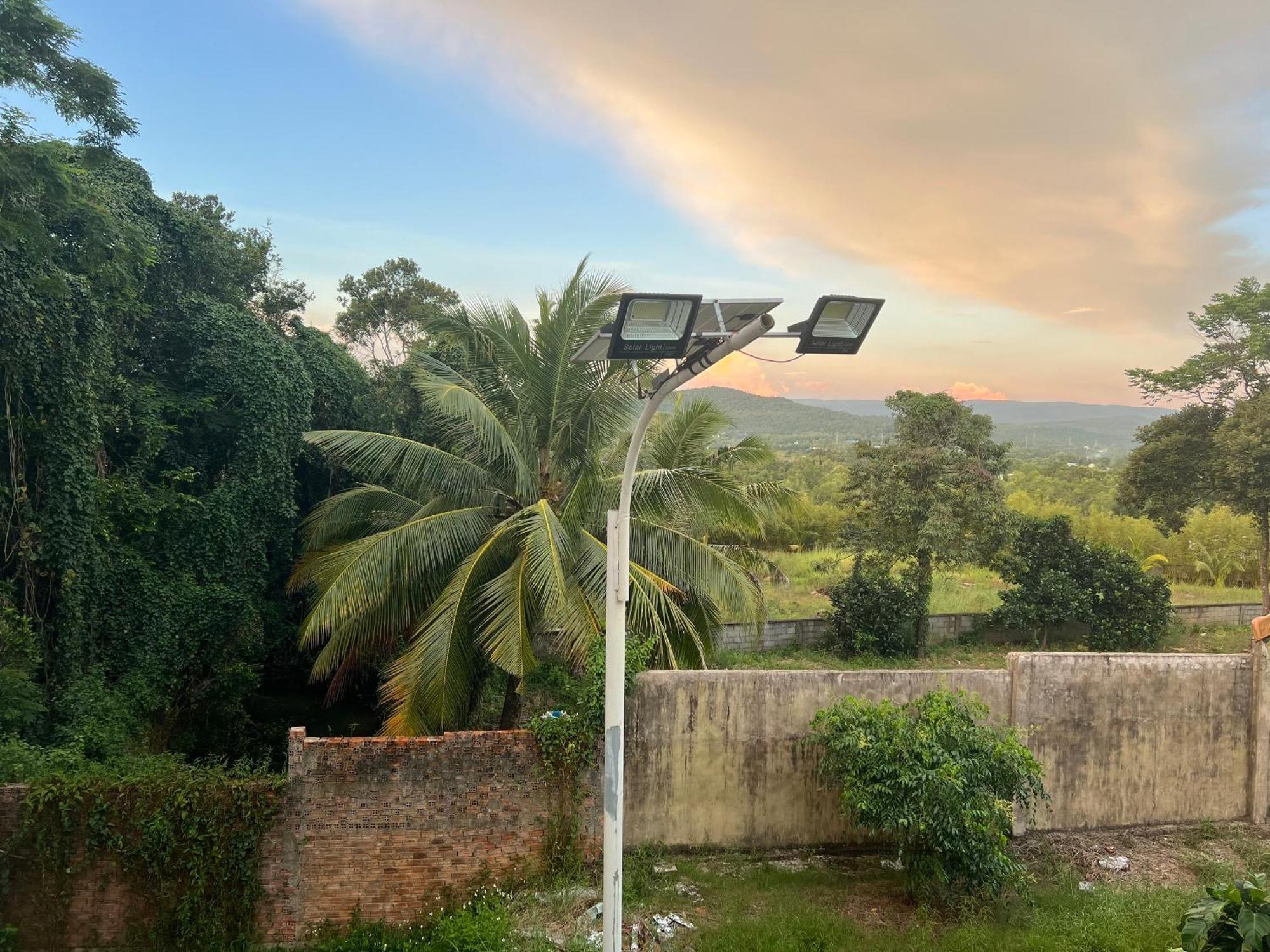Bungalow Sang Tuoi Mountains دونغ دونغ المظهر الخارجي الصورة